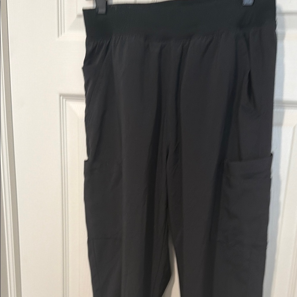 Black scrub pants in jogger style